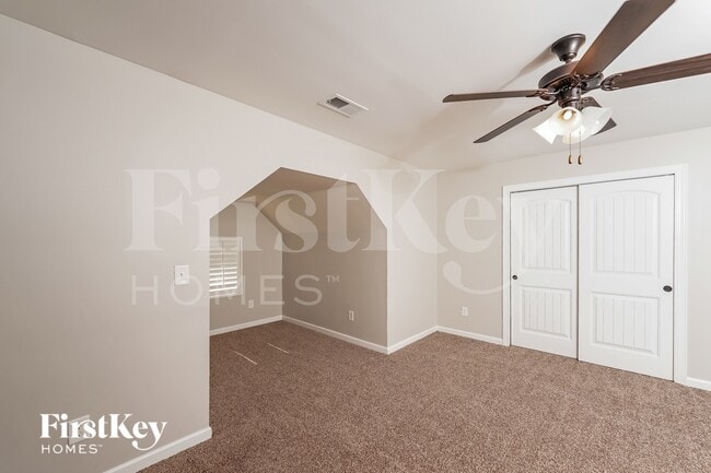 Building Photo - 314 Glen Cross Way