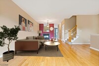 Building Photo - 27 Chesterfield Ct