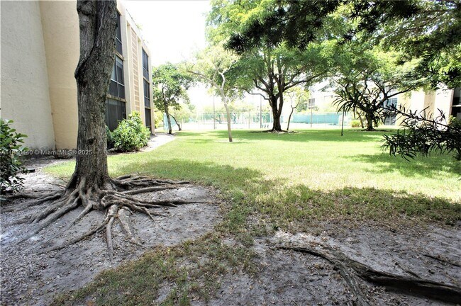 Building Photo - 8401 SW 107th Ave