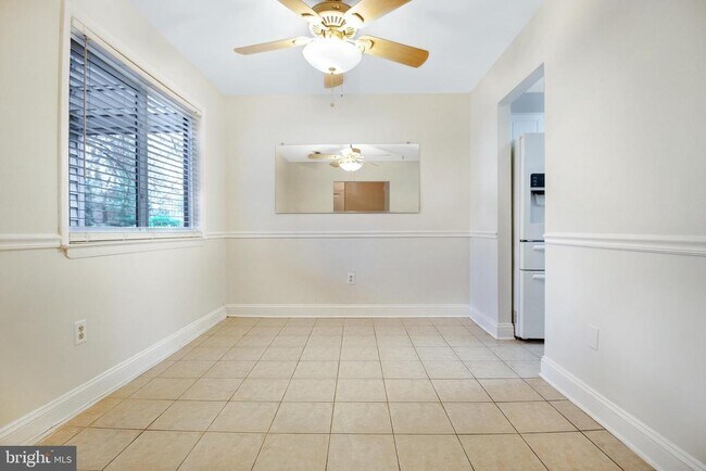Building Photo - 1055 Cedar Ridge Ct