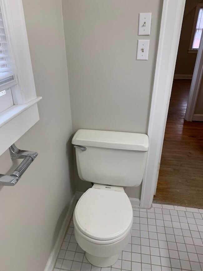 Building Photo - Chevy Chase Charmer     240318