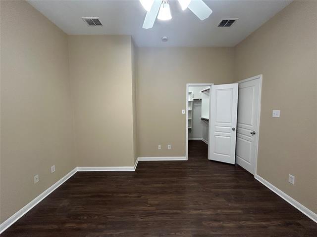Building Photo - 12113 Tacoma Ridge Dr