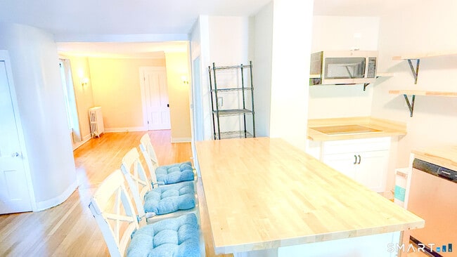 Building Photo - 34 Hamilton Ave