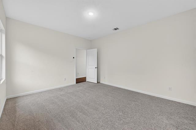 Building Photo - 2106 Prairie Ln