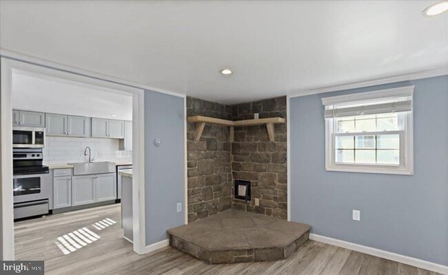 Building Photo - 14301 Dutchtown Rd