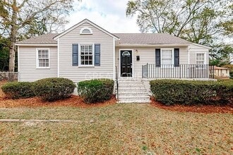 Building Photo - 1236 S Dixon Dr