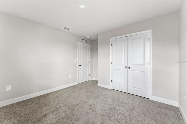 Building Photo - 14031 Crimson Ave