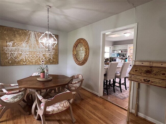 Building Photo - 7357 Brace St