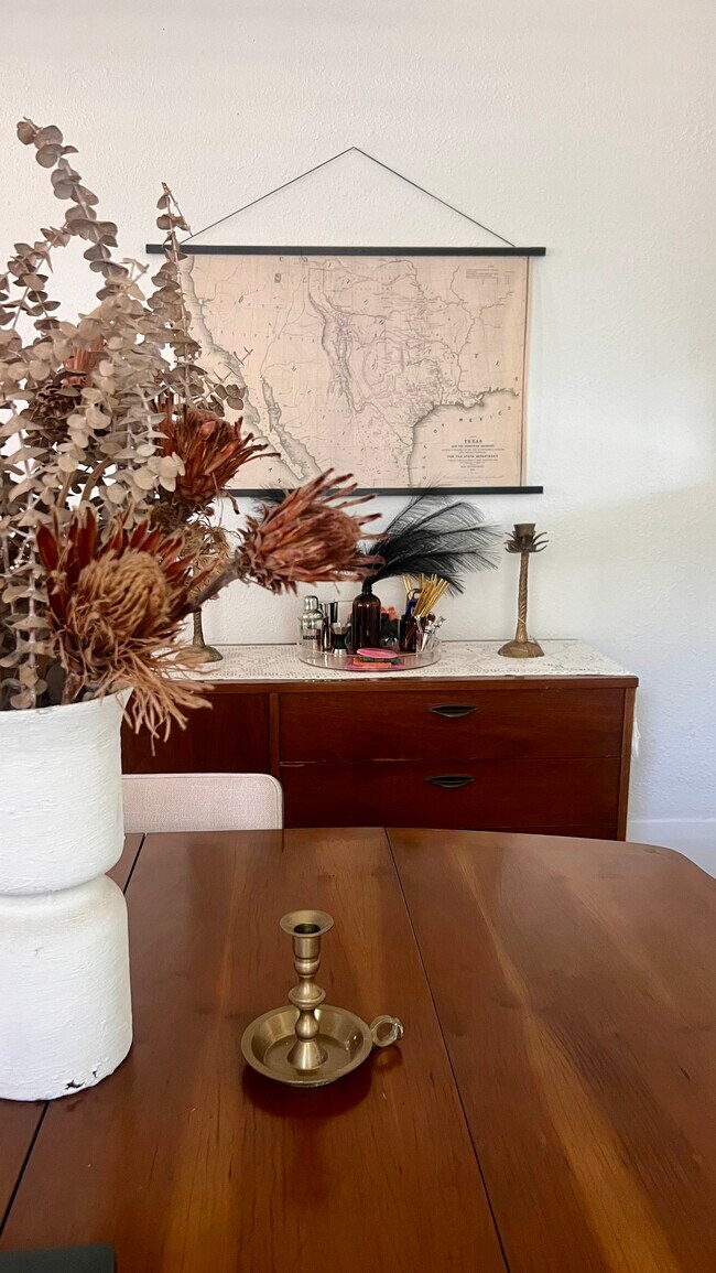 Building Photo - 5006 Hardy St