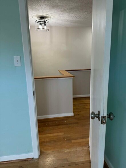 Building Photo - 4204 Tremont St