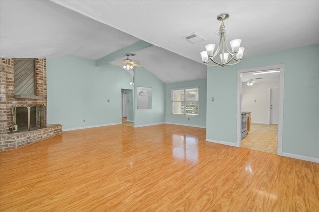 Building Photo - 16739 Selder Dr