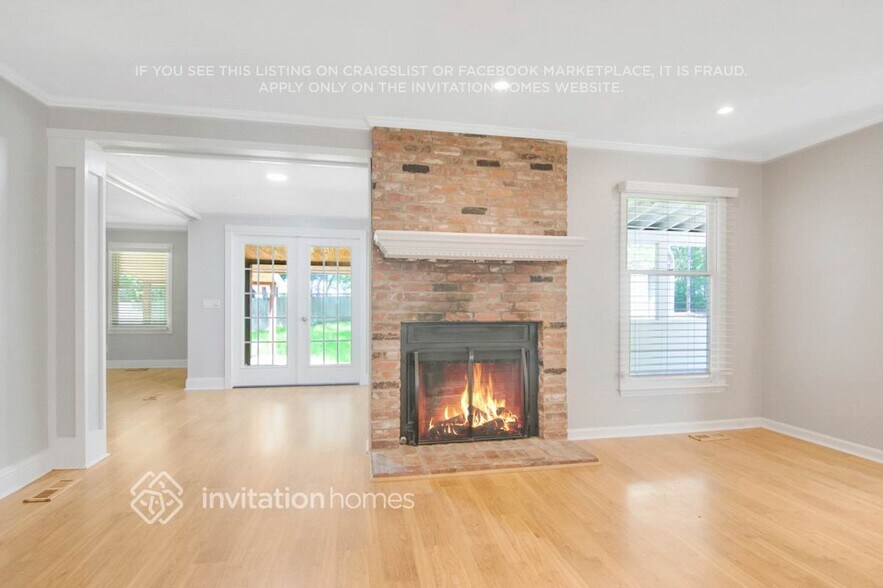 Building Photo - 7413 Laketree Dr