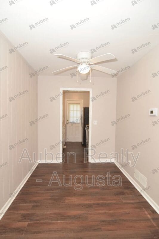 Building Photo - 1604 Johns Rd