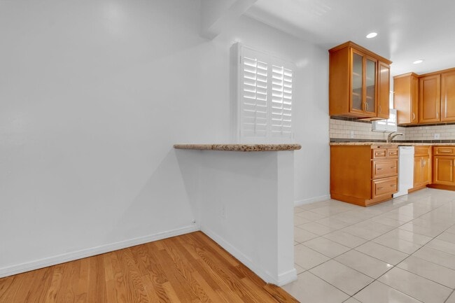 Building Photo - 1300 W 83rd Pl