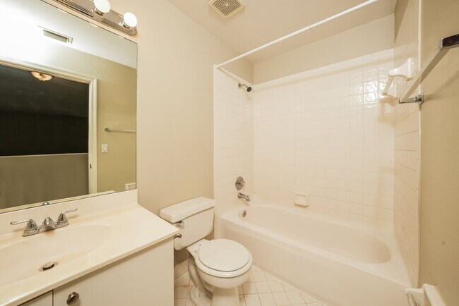 Building Photo - 6843 Torch Key St