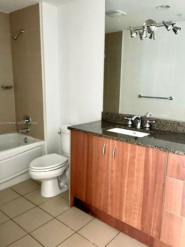 Building Photo - 300 S Biscayne Blvd