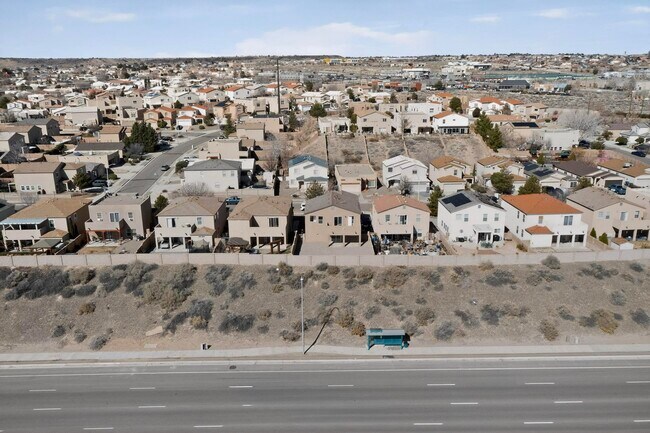 Building Photo - 8300 Bluffs Edge Pl NW