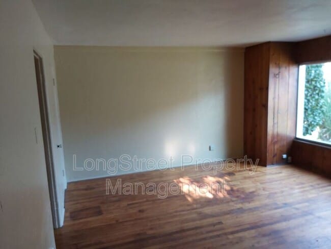 Building Photo - 624 NW 19th St