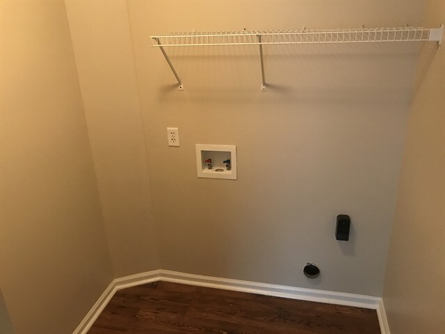 Building Photo - 434 Roberts Way