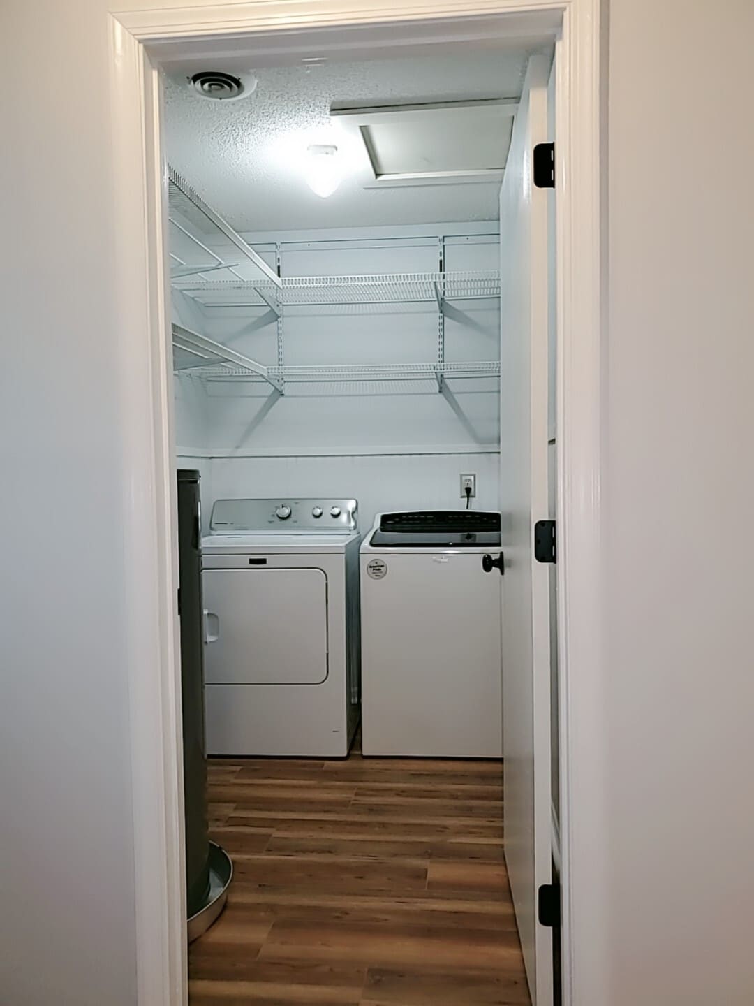 Laundry Room - 2708 S 17th St