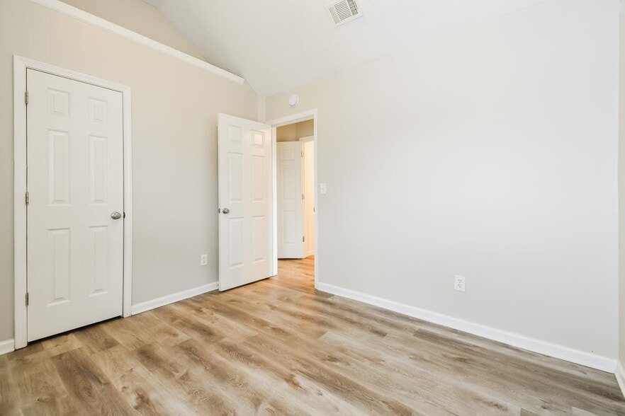 Building Photo - 3554 Waldrop Rd