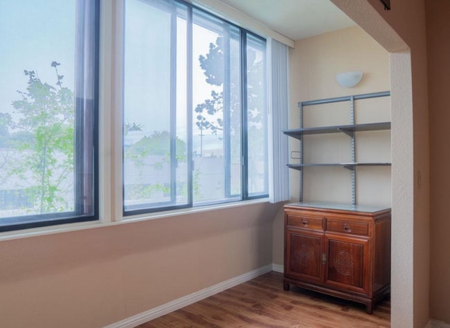 Building Photo - Charming 2 Bed, 2 Bath Condo in Santa Clara