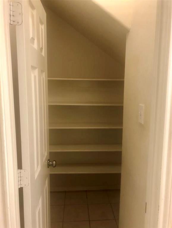 Building Photo - 2811 Hackamore Hollow Ln