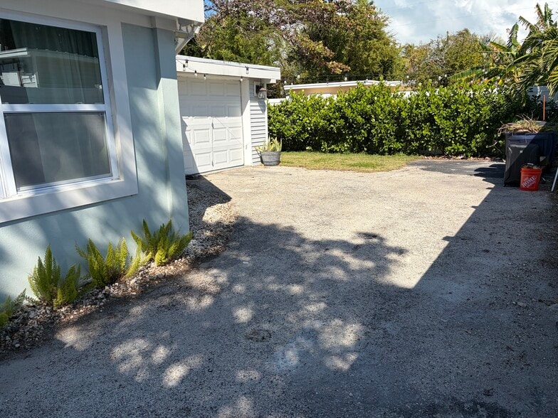 Attached garage - 508 28th Street Ocean