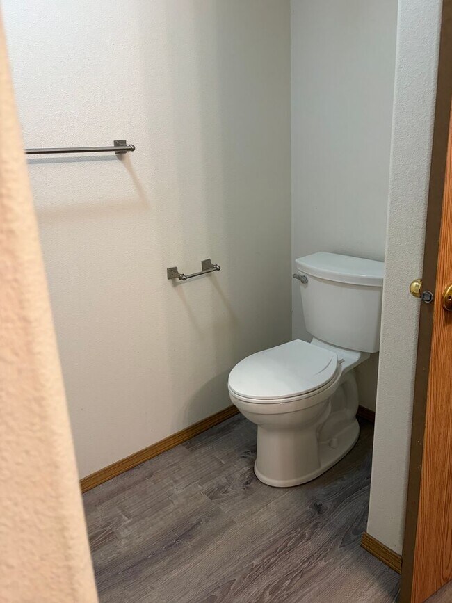 Building Photo - Ranch Style Home in Carlton