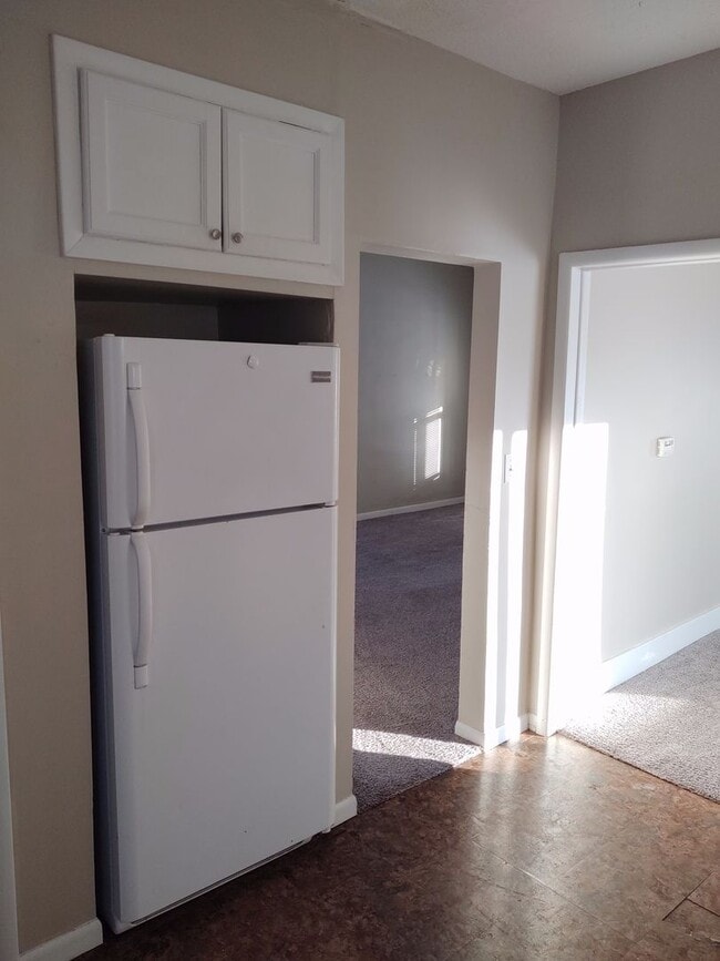 Building Photo - House 3 bedroom 1 bathroom