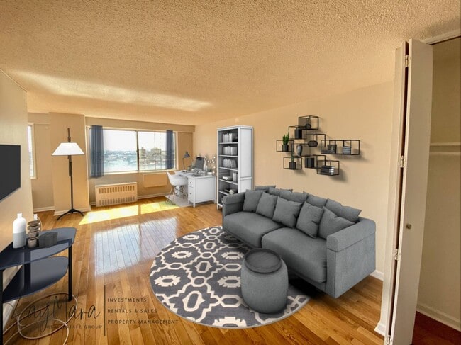 Primary Photo - 40 E Sidney Ave