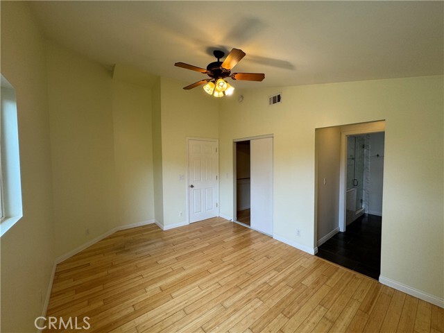Building Photo - 633 Hillcrest St