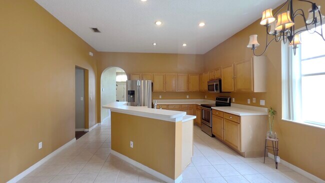 Building Photo - 3479 Foxcroft Cir