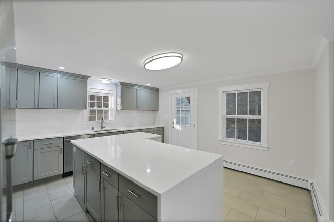 Building Photo - 245 Wareham Rd