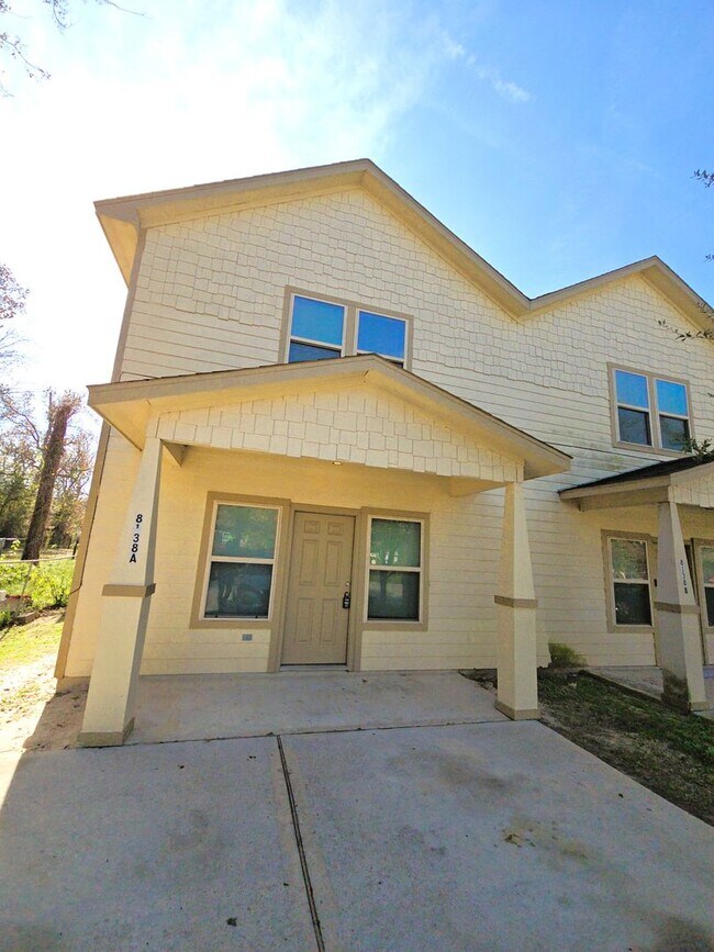 Building Photo - 8138 Gallahad St