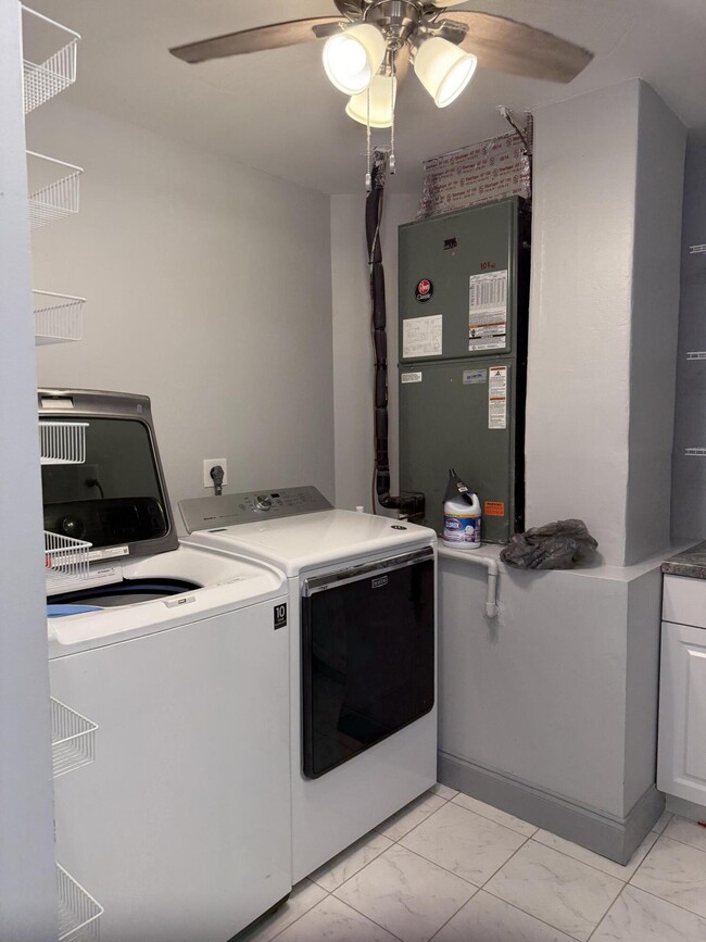 Building Photo - 21583 Villa Nova Dr