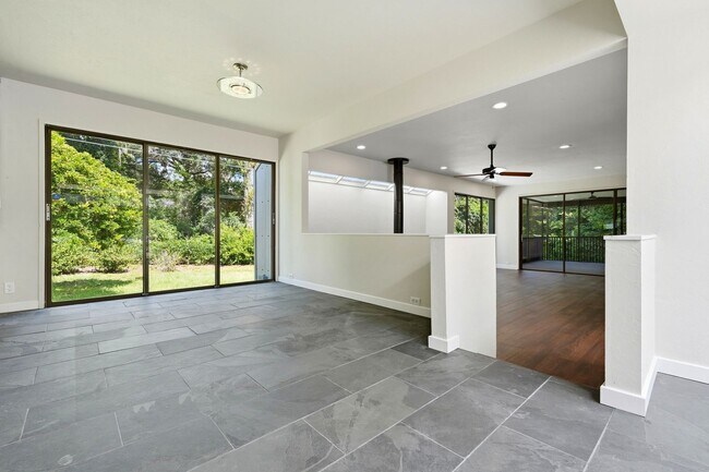 Building Photo - 2266 SW 43rd Pl