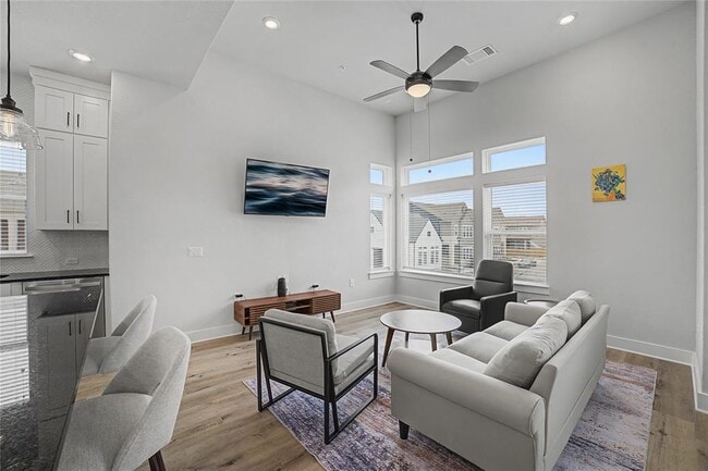 Building Photo - 2930 Moreno St