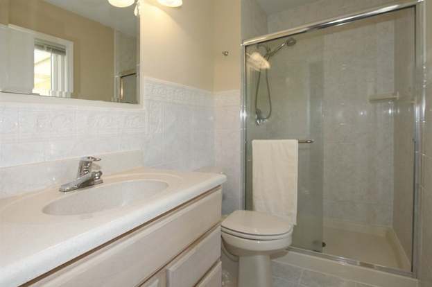 Building Photo - 20 Tamworth Pl