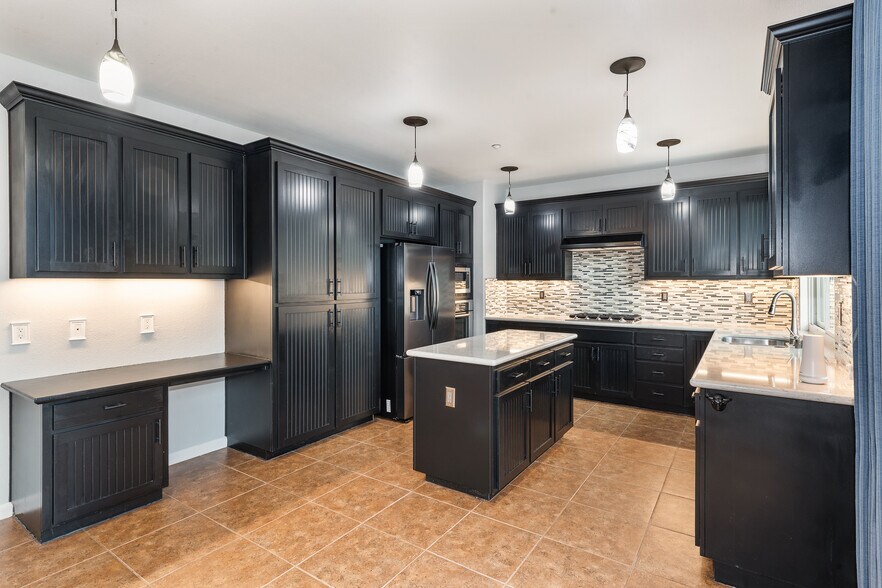 Building Photo - 183 Hearthstone Dr