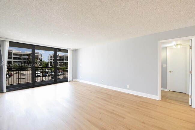 Building Photo - 3031 N Ocean Blvd
