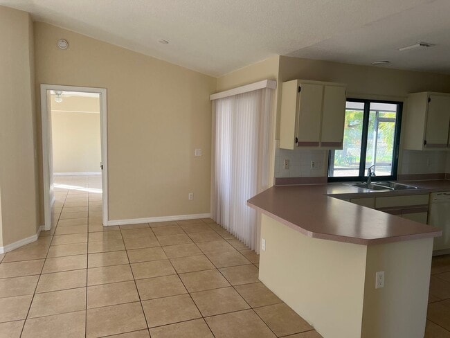 Building Photo - 3/2/2 in Deep Creek