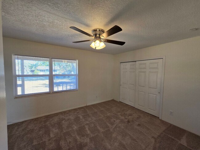 Building Photo - Charming 2-Bedroom Home with Countryside Views and Modern Amenities