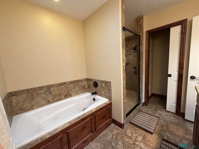 Building Photo - 3813 Ethan Ave