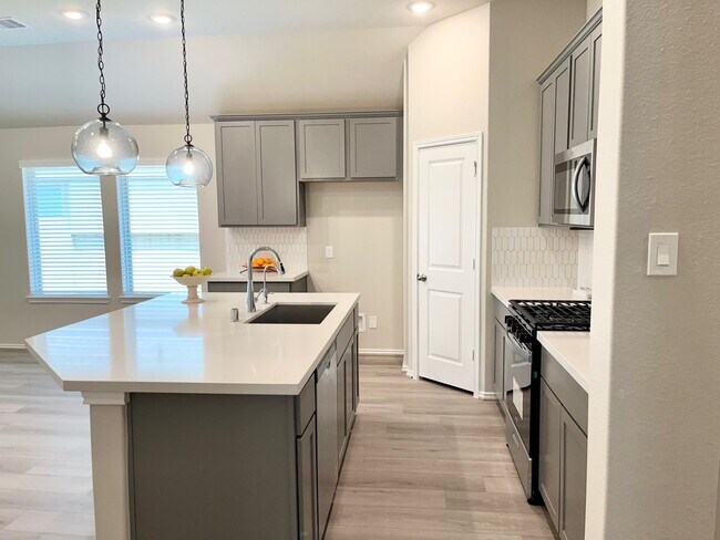 Building Photo - 20830 Wilde Redbud Trl