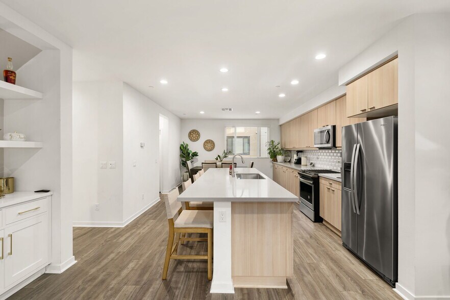 Building Photo - 2874 N Glassell St