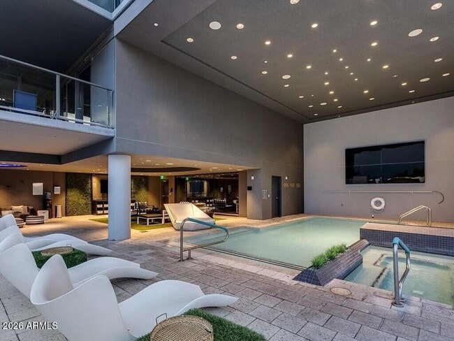 Building Photo - 4422 N 75th St