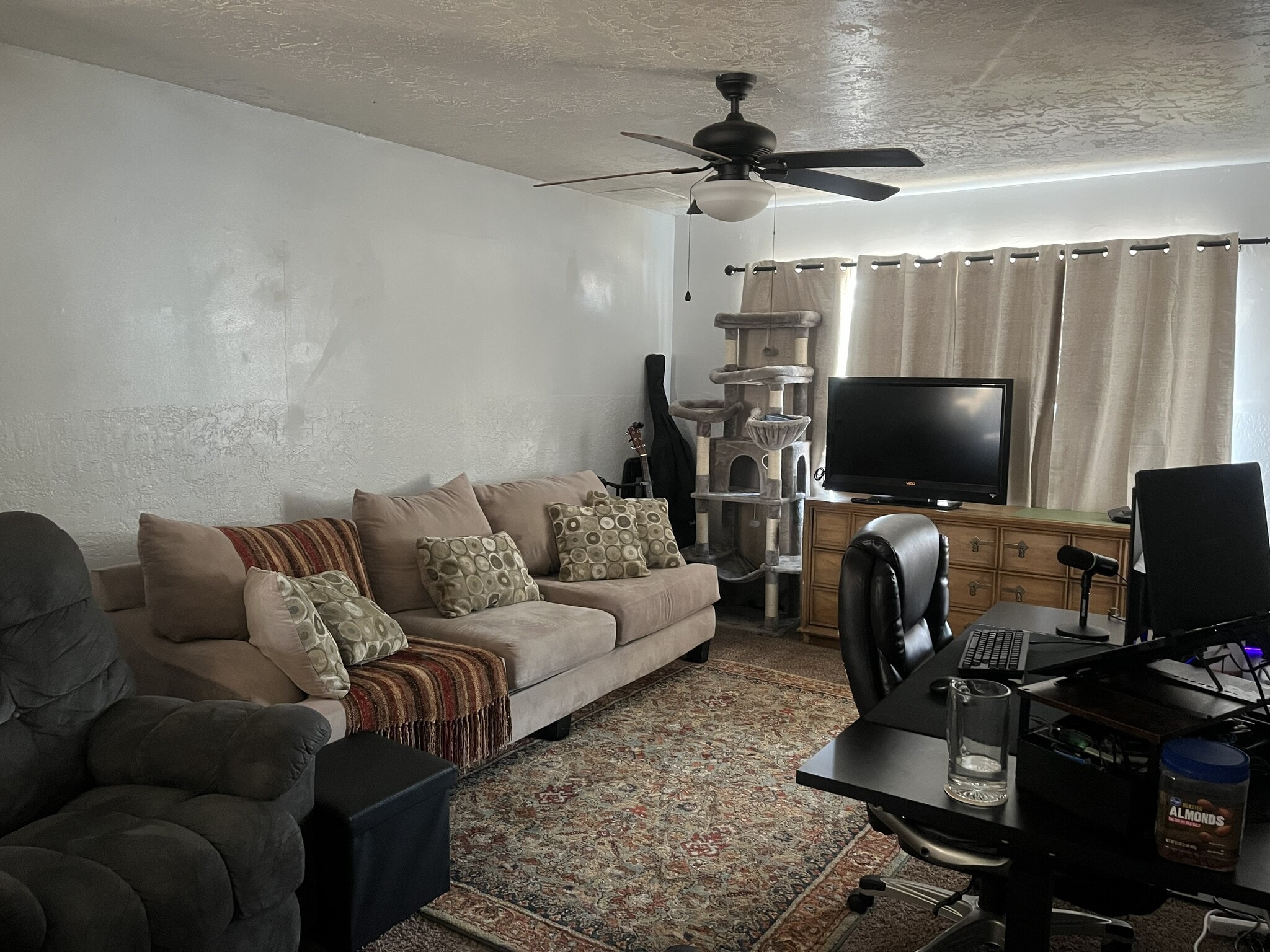 Building Photo - 356 E 200 S