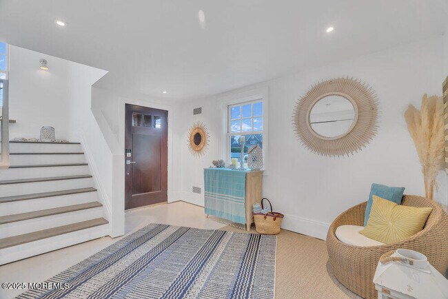 Building Photo - 985 Ocean Ave