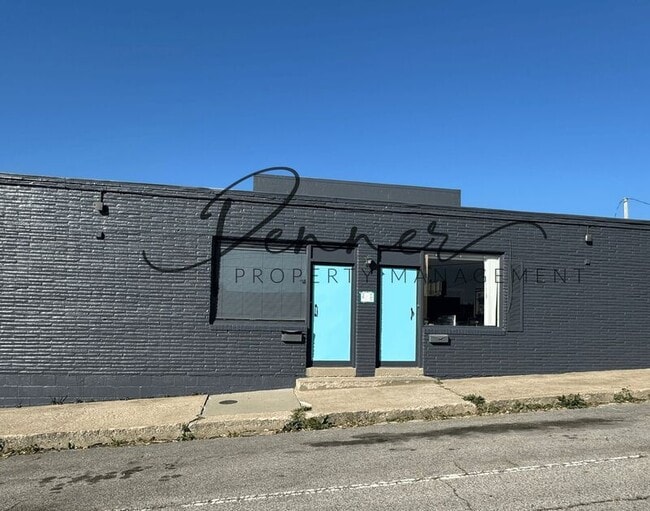 Primary Photo - 6312 Raytown Rd